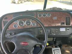 2004 PETERBILT 357 - Image 8