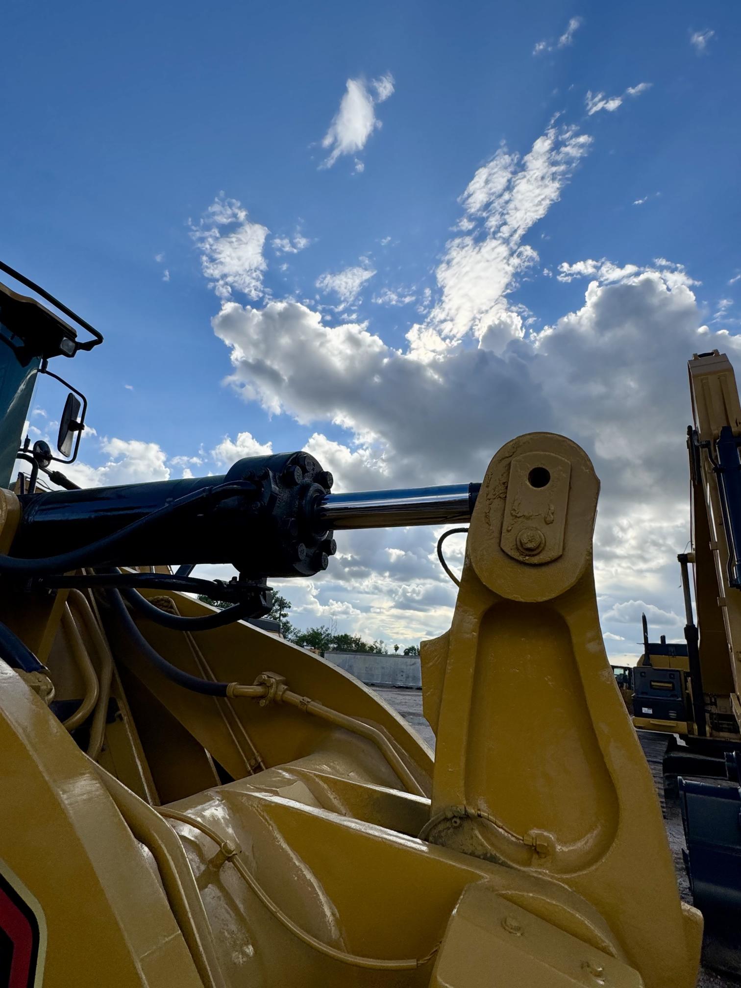 2012 CATERPILLAR 966K - view 7 of 9