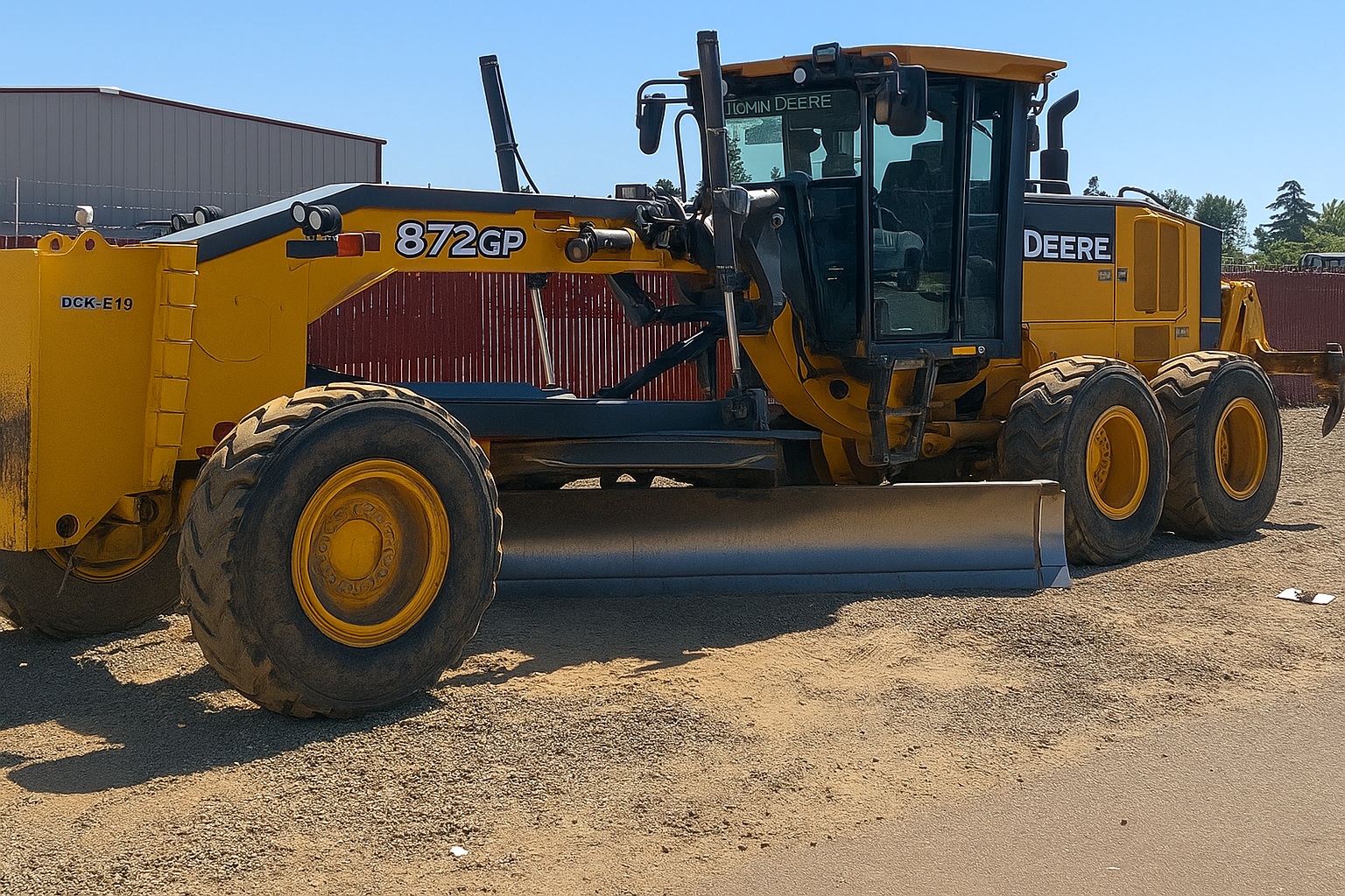 2010 DEERE 872GP