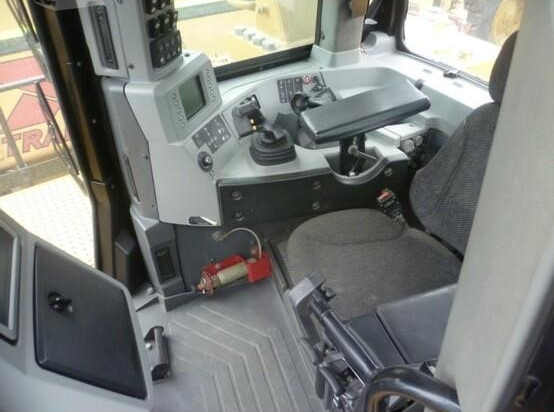 2012 CATERPILLAR D11T - view 6 of 7