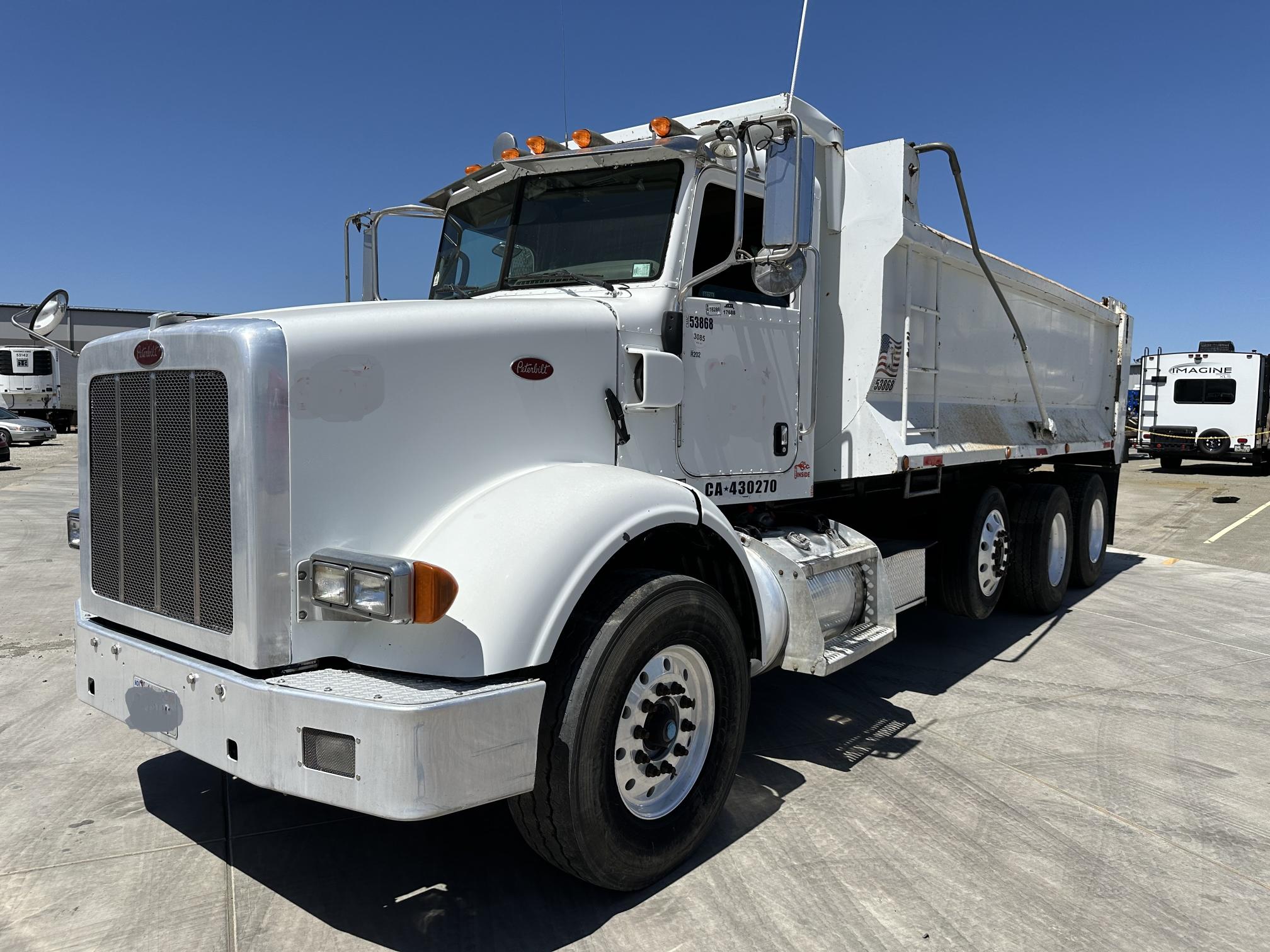2009 PETERBILT 365 - view 3 of 8