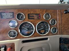 2009 PETERBILT 365 - Image 8