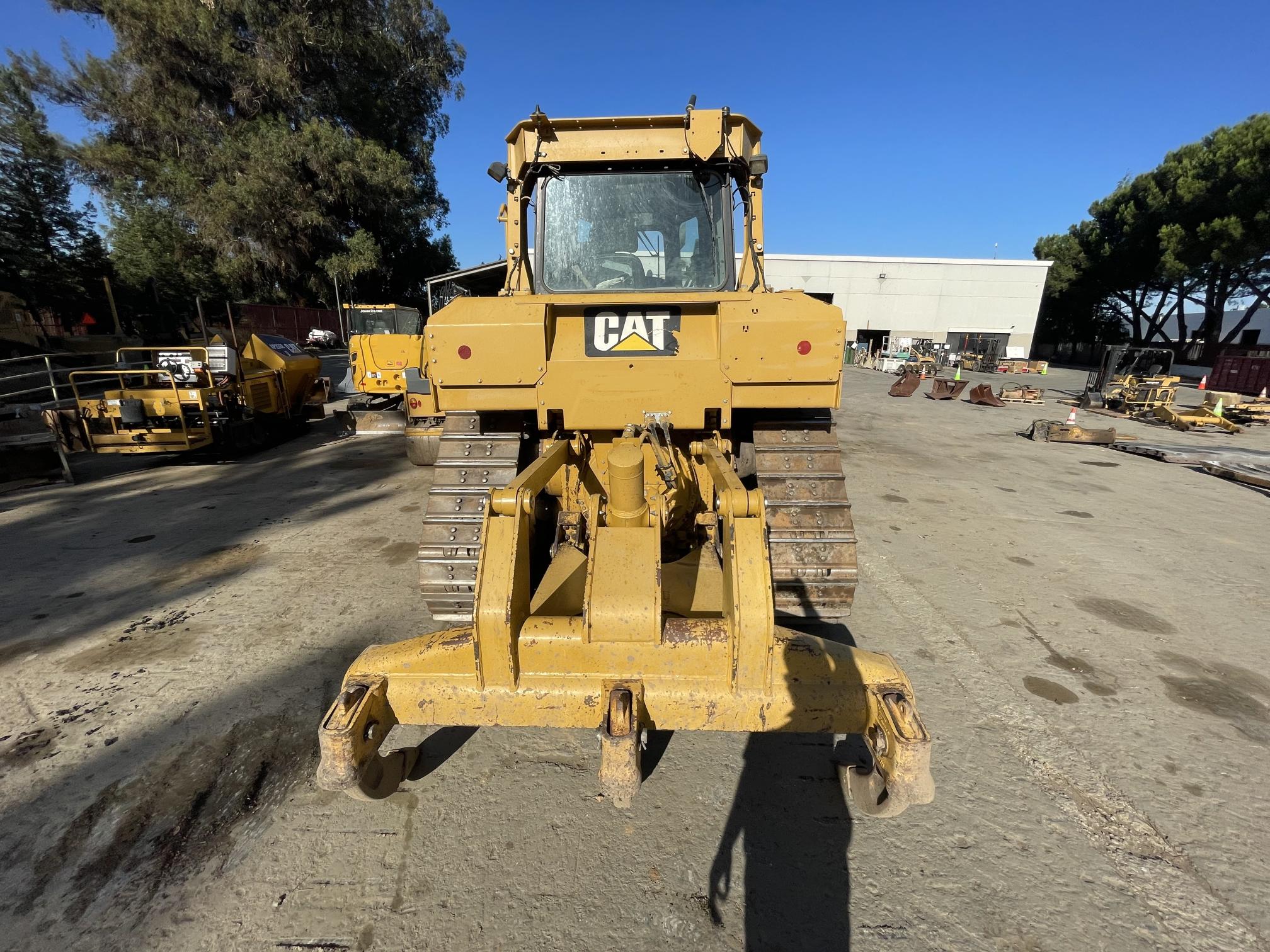 2012 CATERPILLAR D6T XL - view 4 of 7