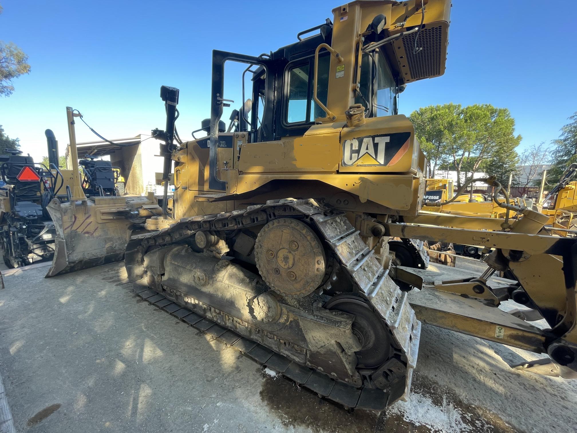 2014 CATERPILLAR D6T XL - view 3 of 6