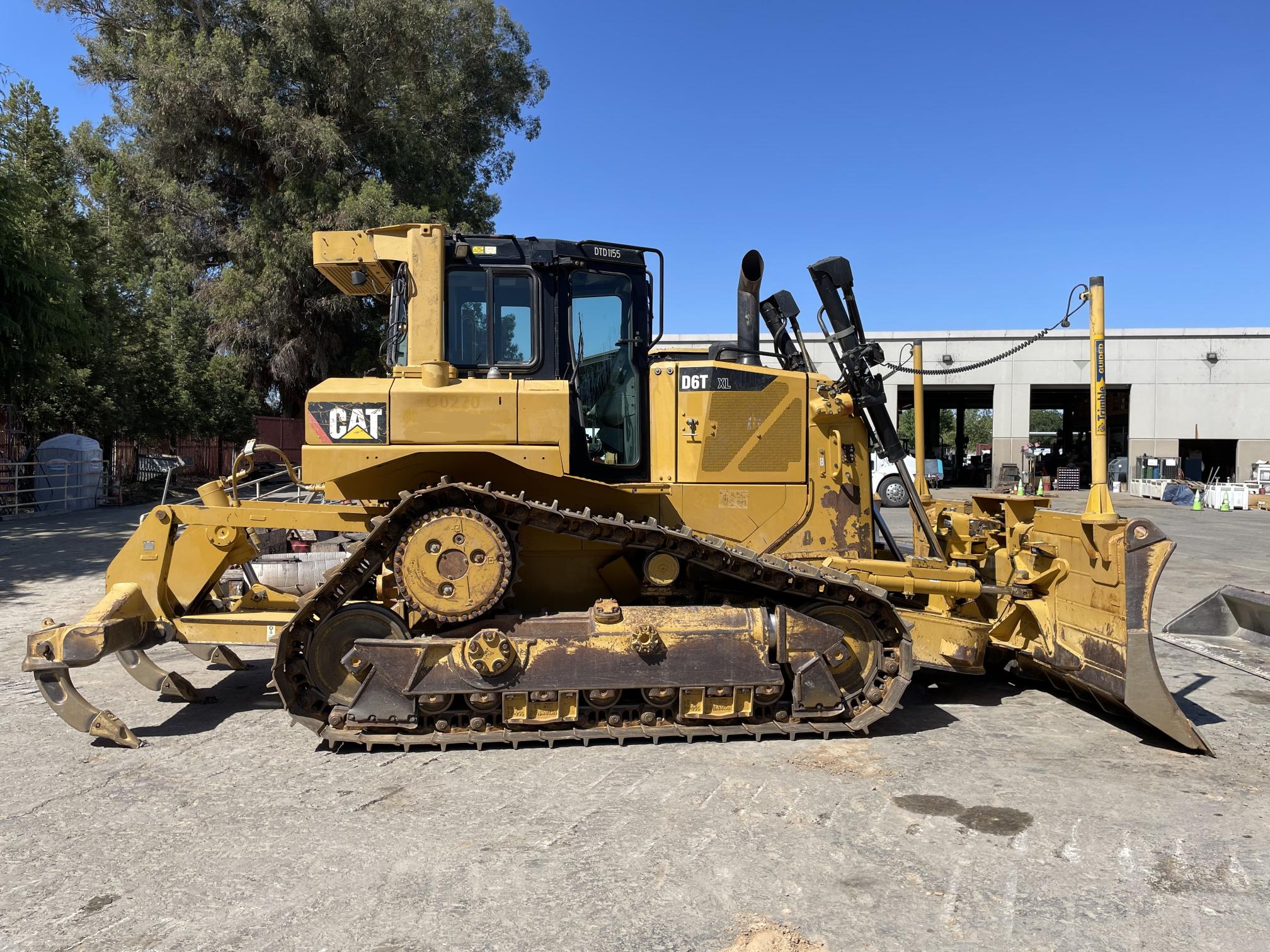 2013 CATERPILLAR D6T XL - view 1 of 8