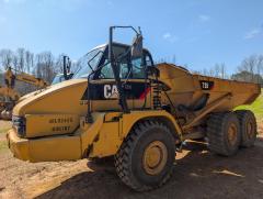 2014 CATERPILLAR 725 - Image 2