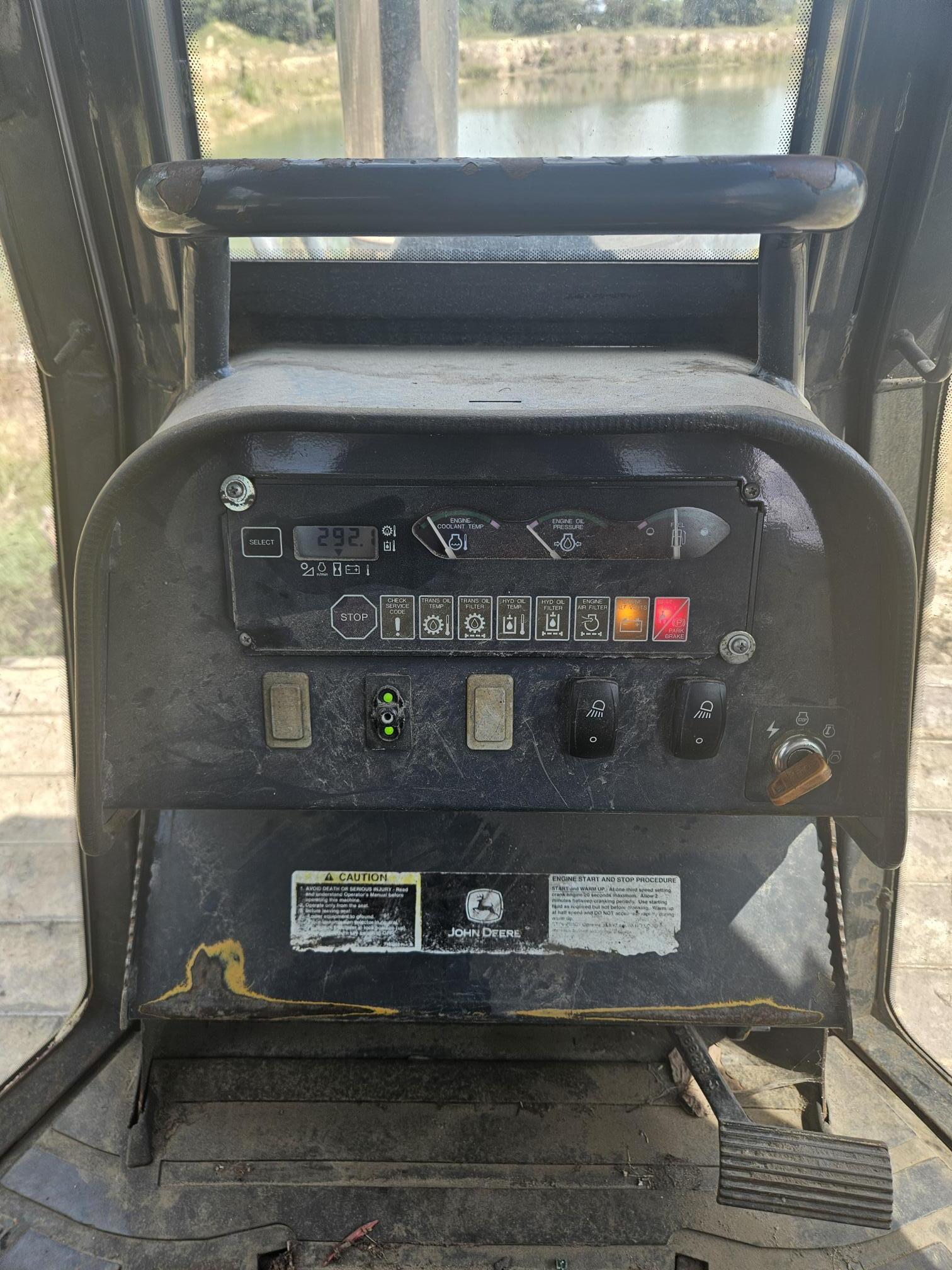 2005 DEERE 650J - view 15 of 15