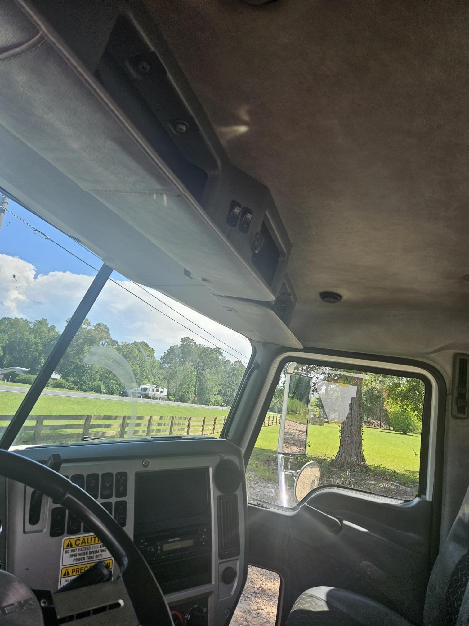 2012 MACK GU713 - view 9 of 14