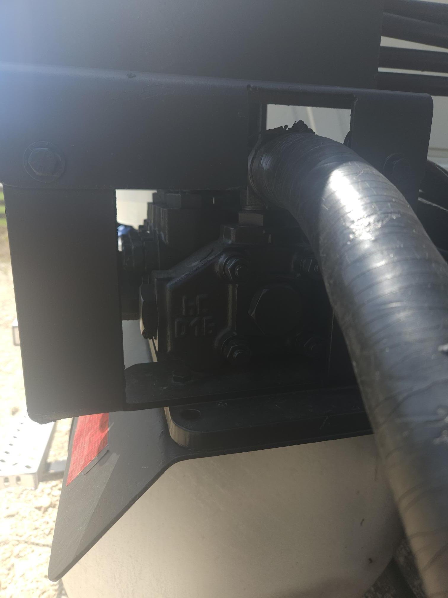 2012 MACK GU713 - Image 14