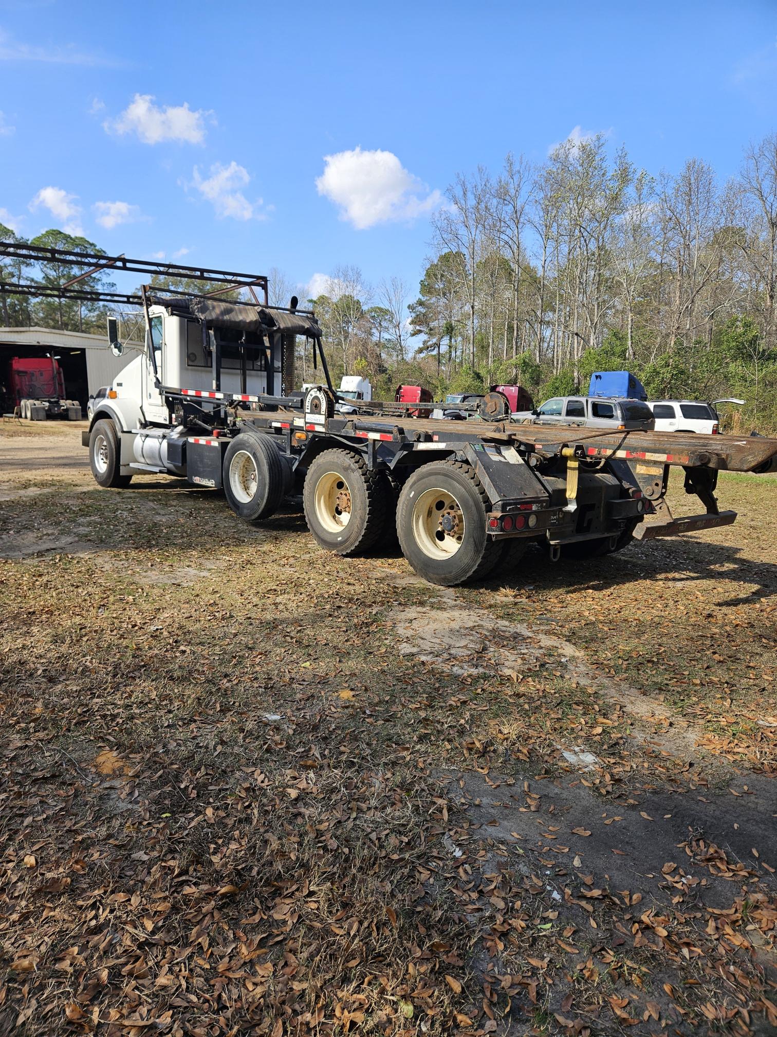2016 KENWORTH T800 - view 4 of 23