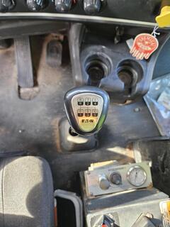 2016 KENWORTH T800 - Image 20