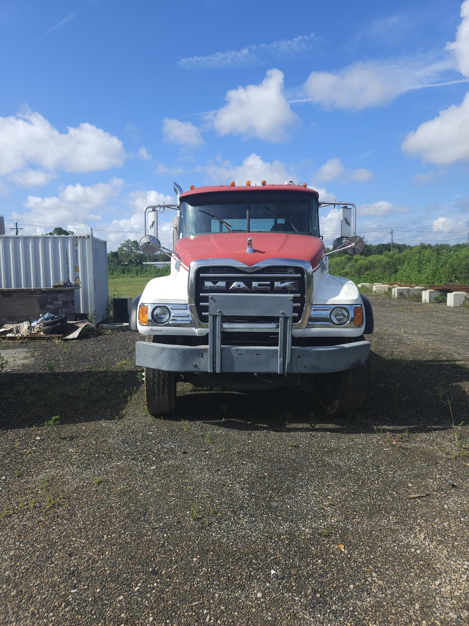 2005 MACK Granite CV713 - Image 4