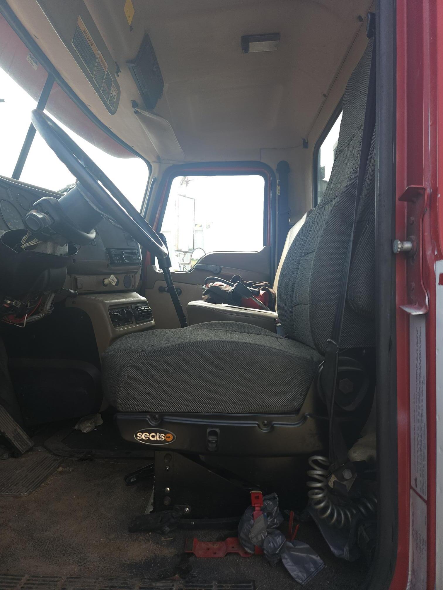 2005 MACK Granite CV713 - Image 9