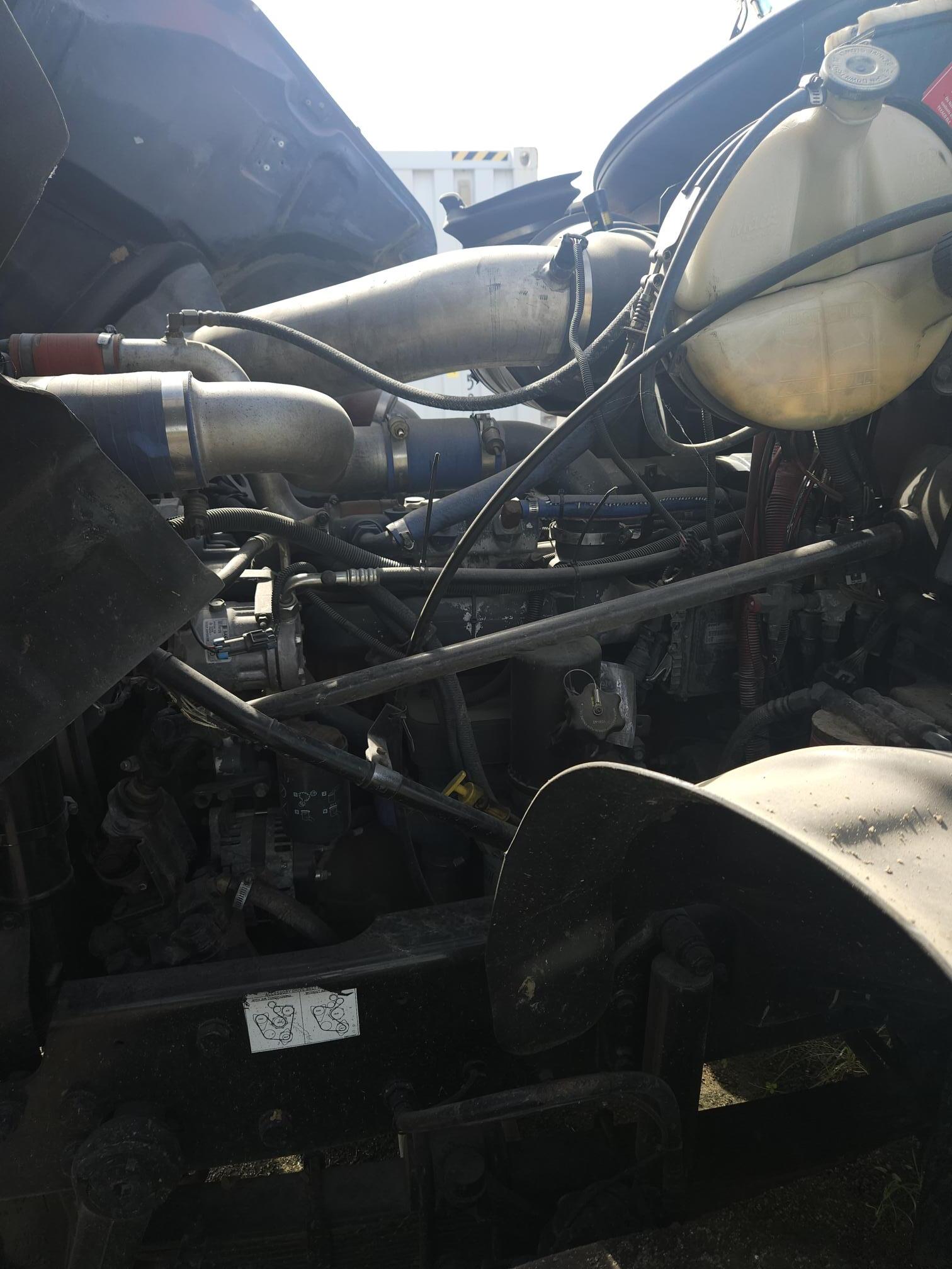 2005 MACK  Granite CV713 - view 12 of 14