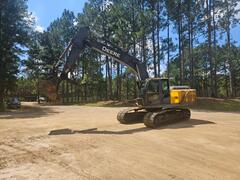 2010 DEERE 200D - Image 17