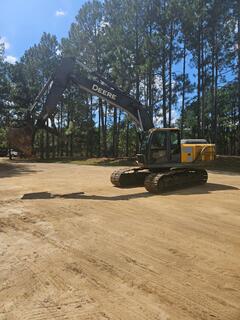 2010 DEERE 200D - Image 4