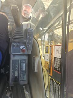 2010 DEERE 200D - Image 15