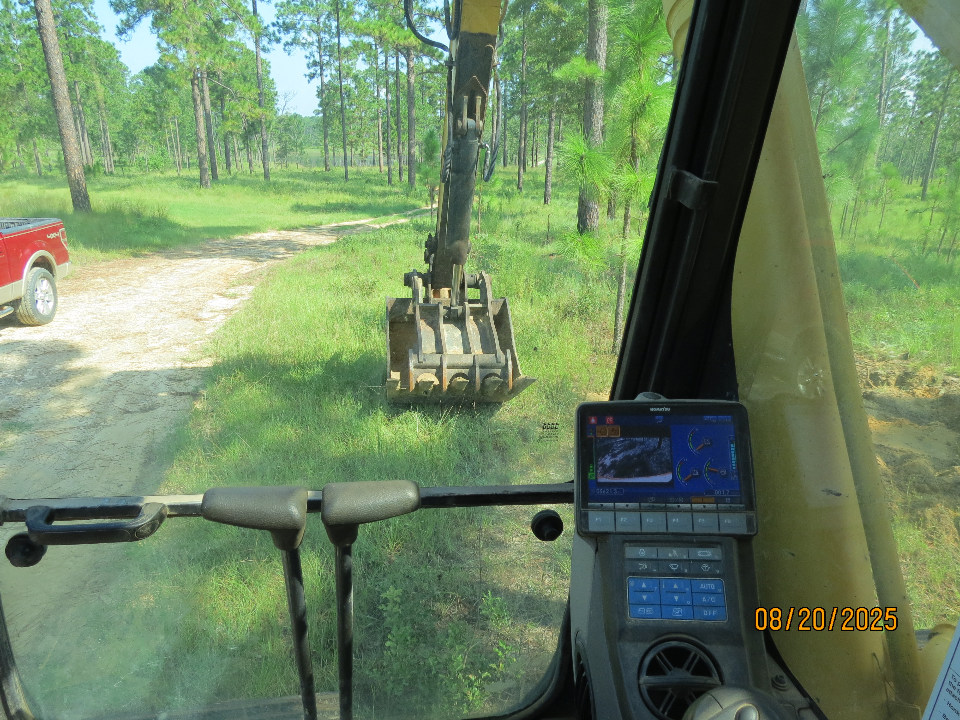 2016 KOMATSU PC210LC-11 - Image 9