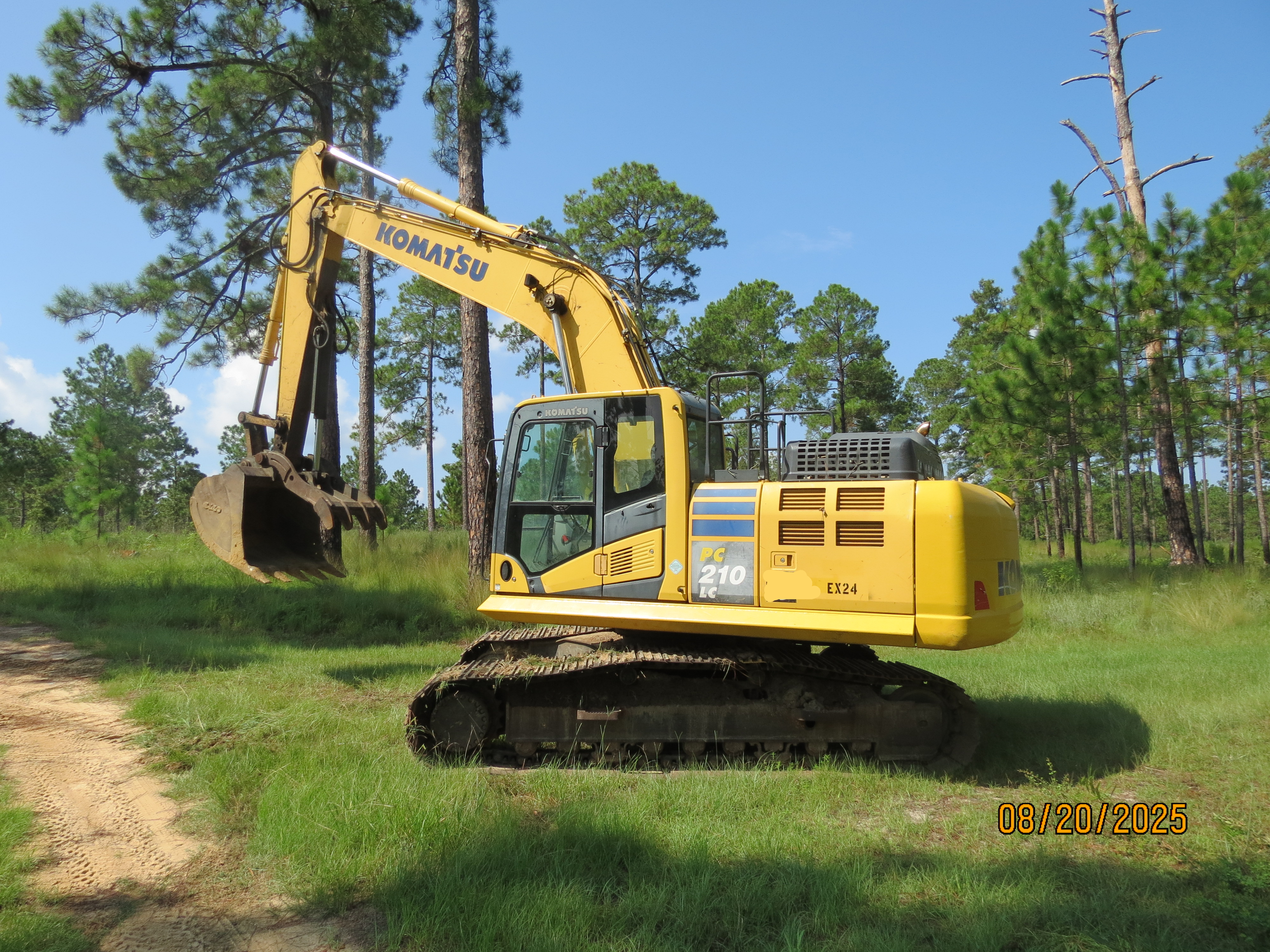 2016 KOMATSU PC210LC-11 - view 4 of 21