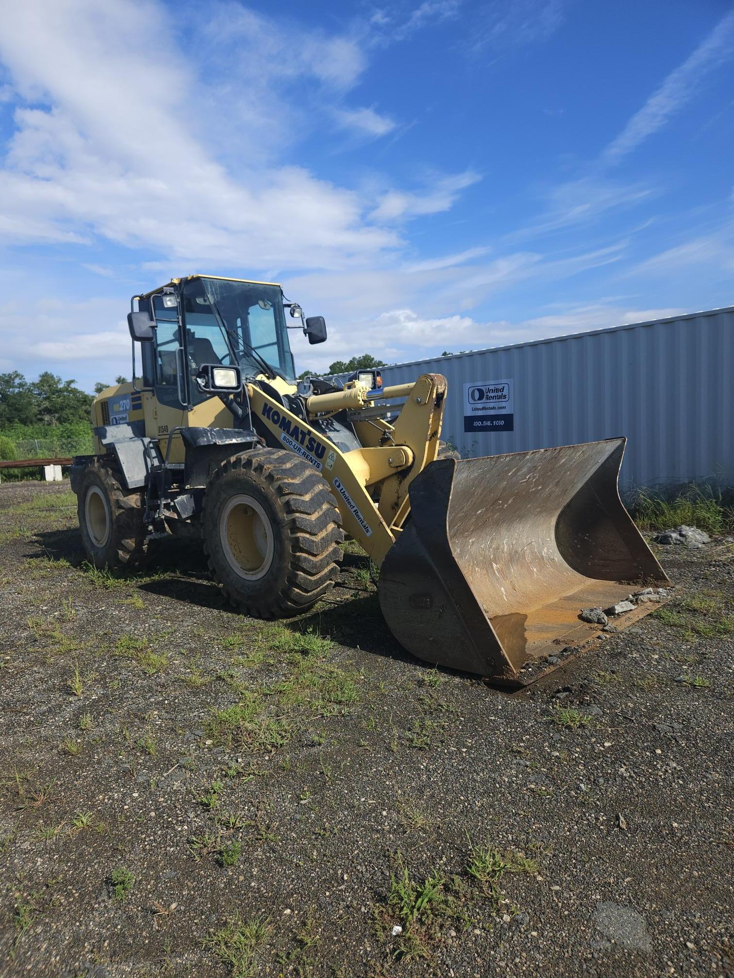 2016 KOMATSU WA270-7 - view 2 of 9