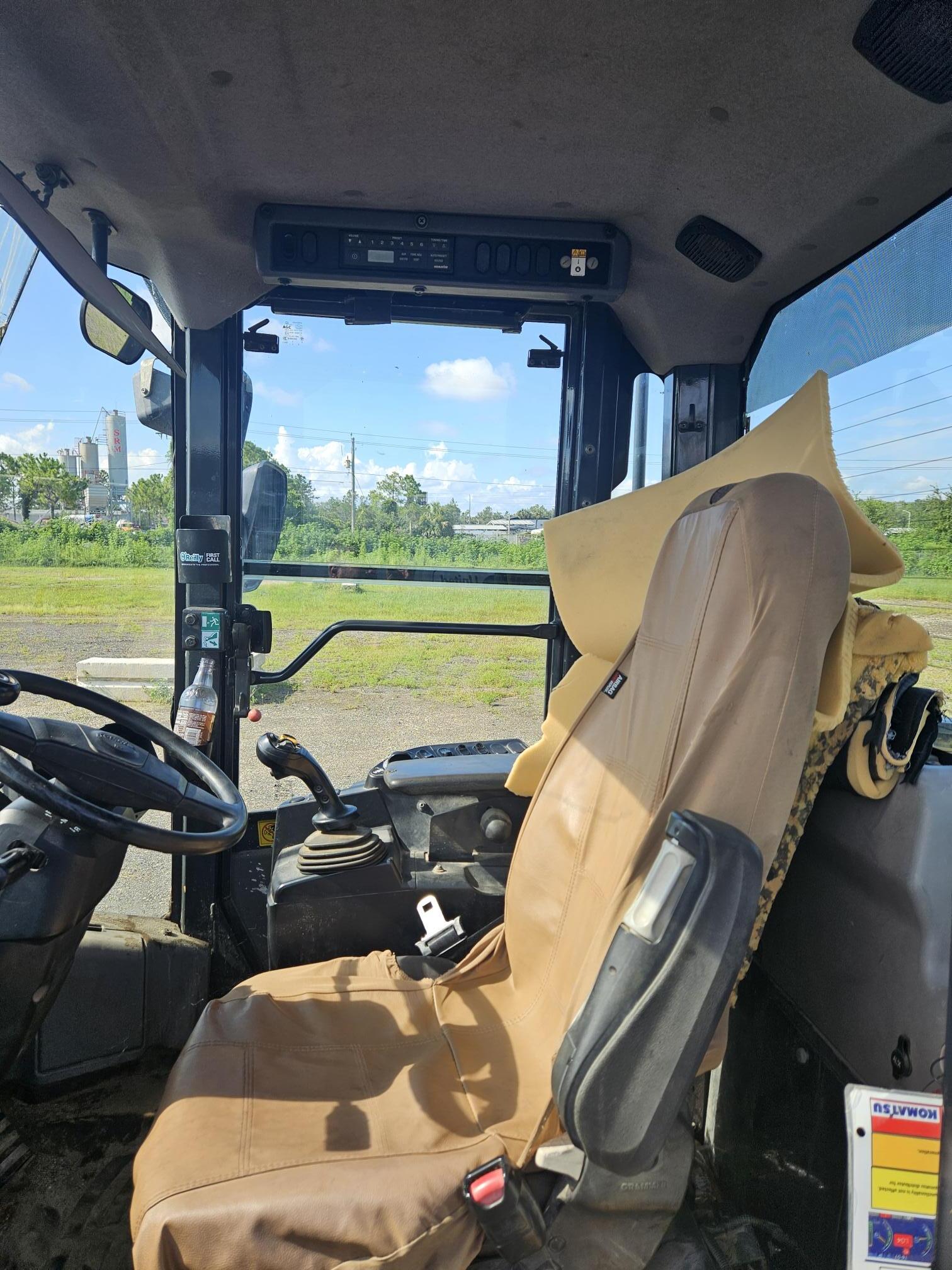 2016 KOMATSU WA270-7 - Image 8