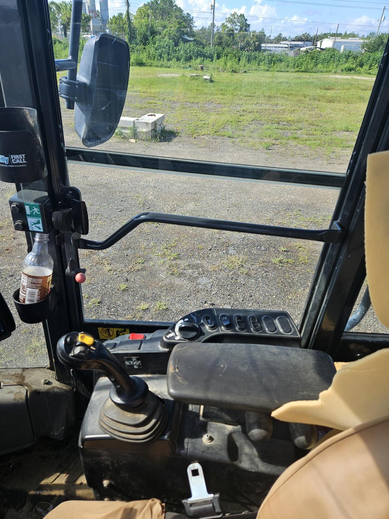 2016 KOMATSU WA270-7 - Image 9