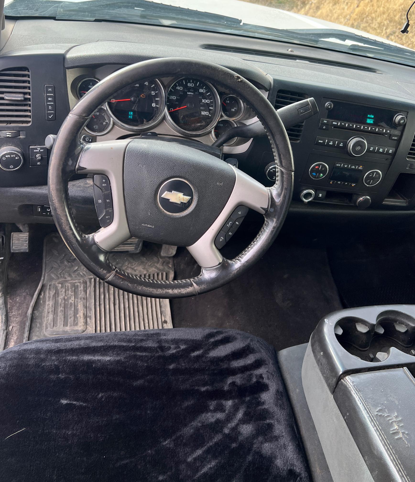 2009 CHEVROLET Silverado - view 13 of 38