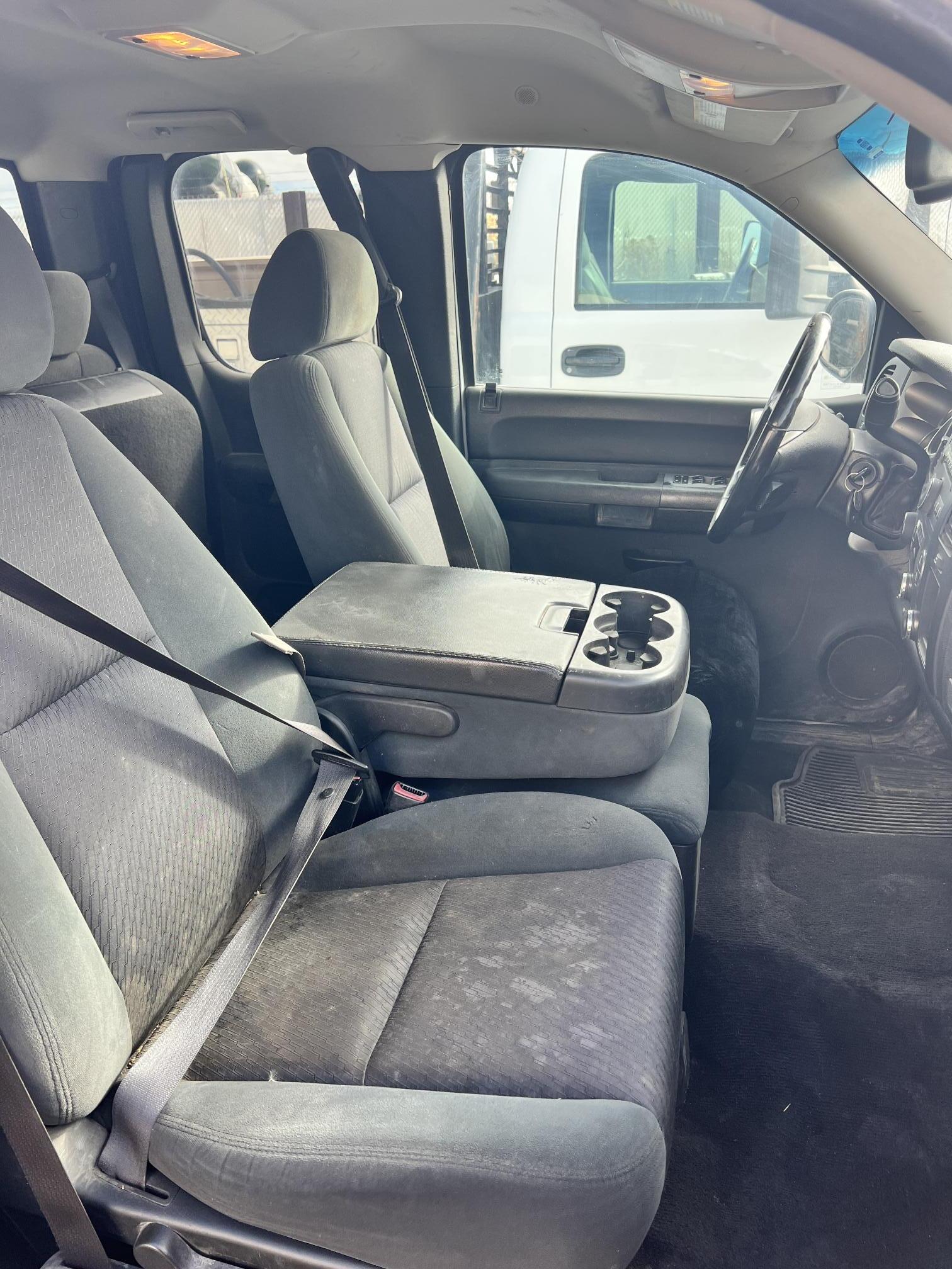 2009 CHEVROLET Silverado - view 19 of 38