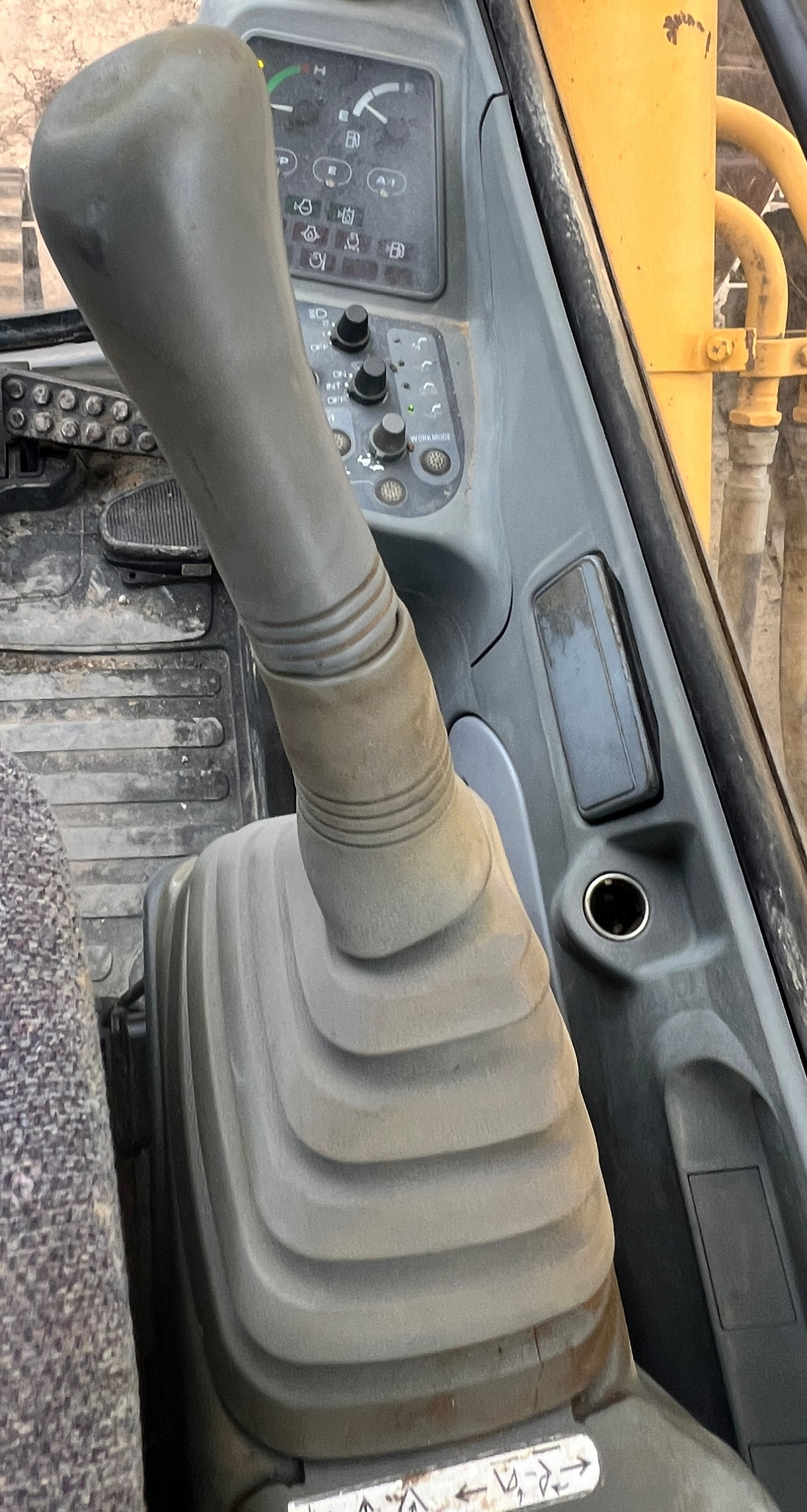 1999 DEERE 330LC - Image 21