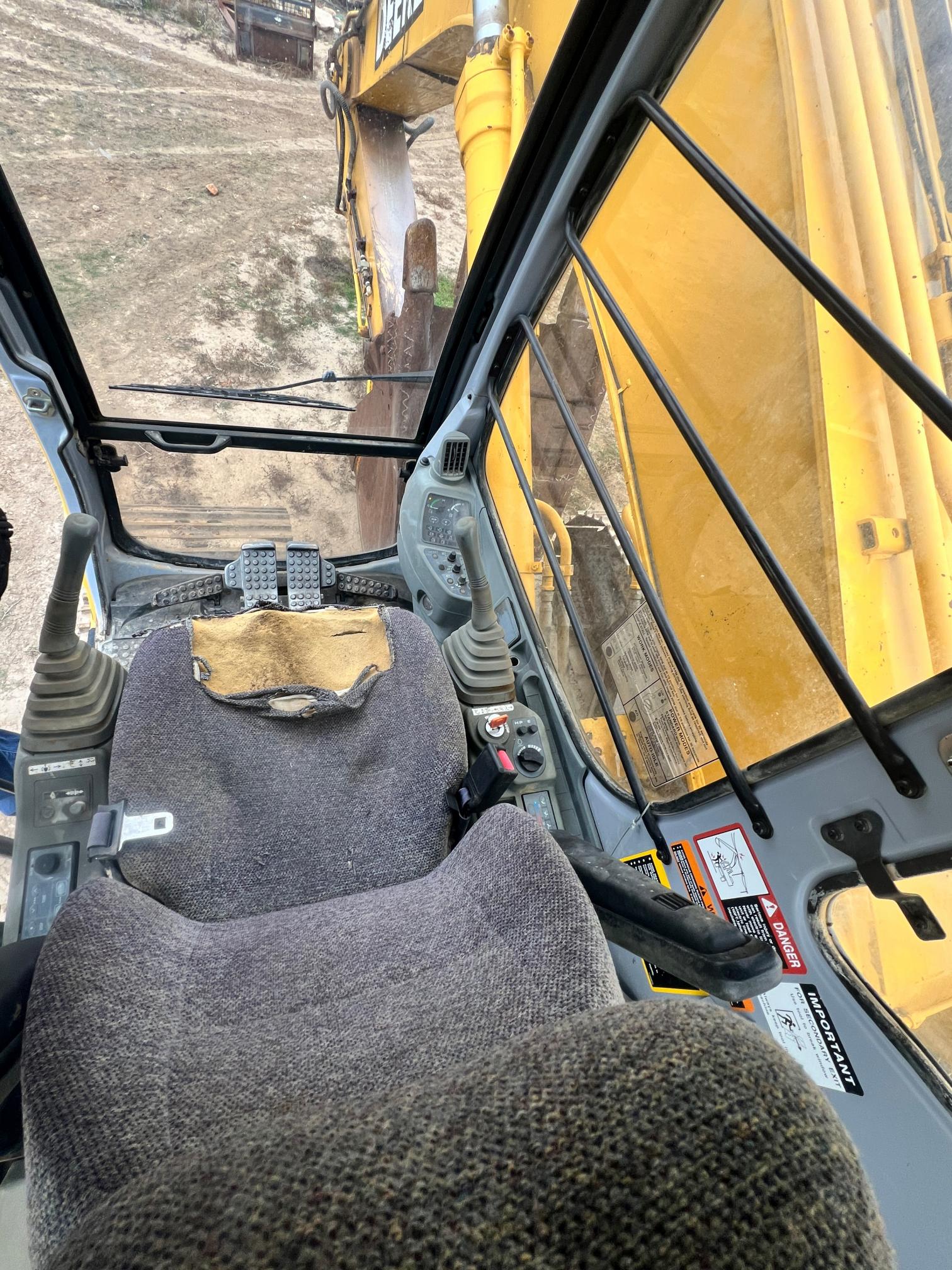 1999 DEERE 330LC - Image 18