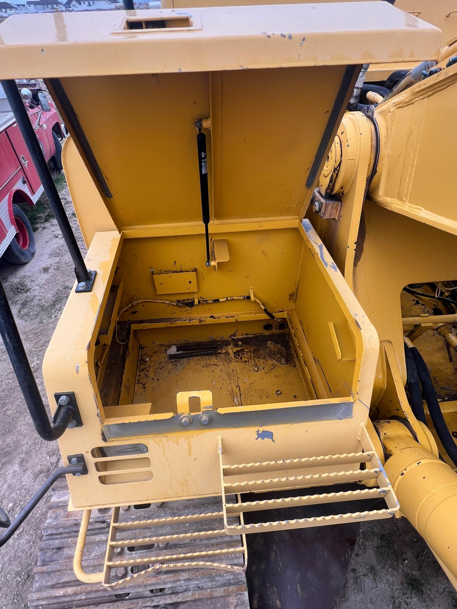 1999 DEERE 330LC - Image 27