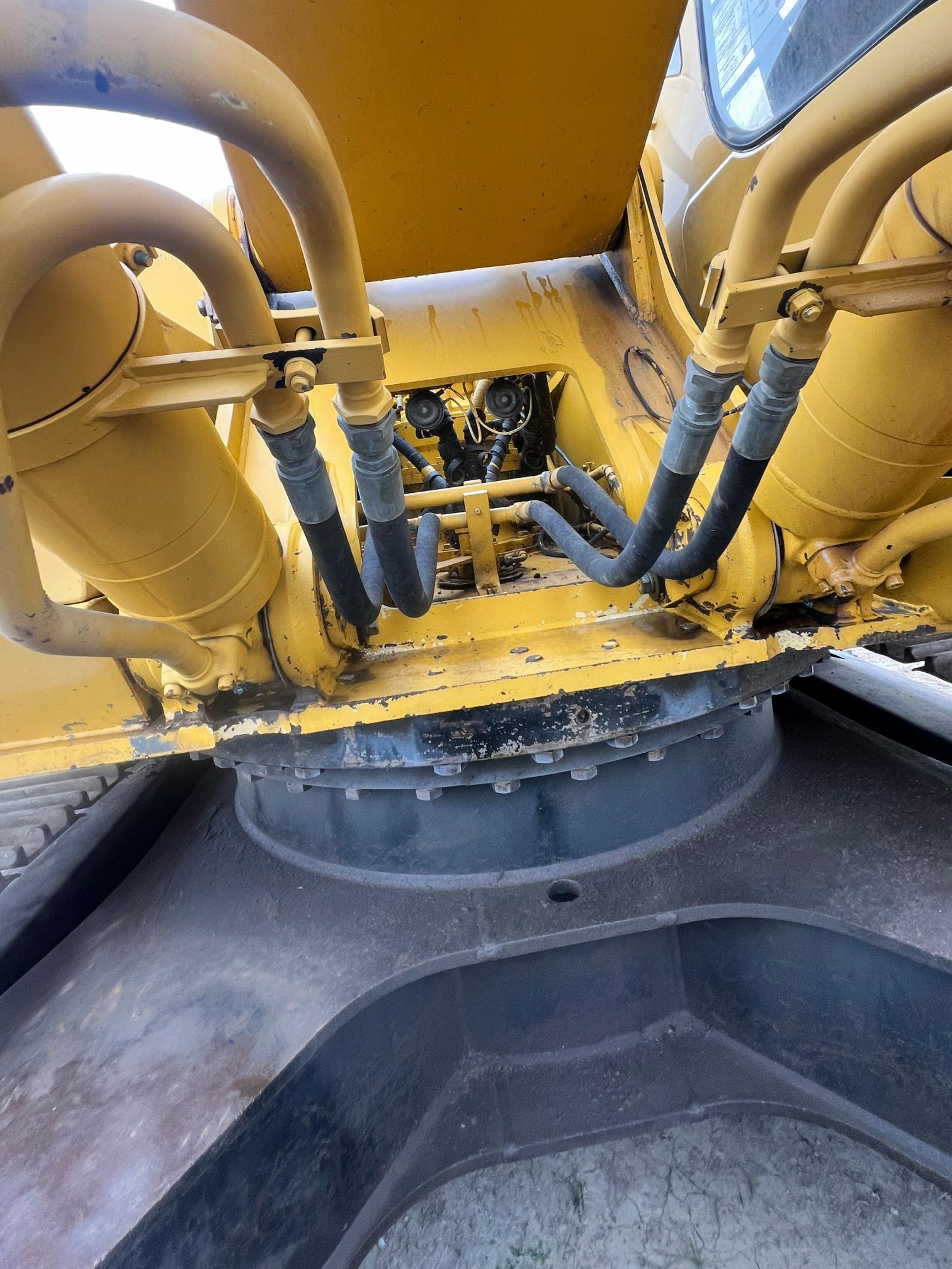 1999 DEERE 330LC - Image 29