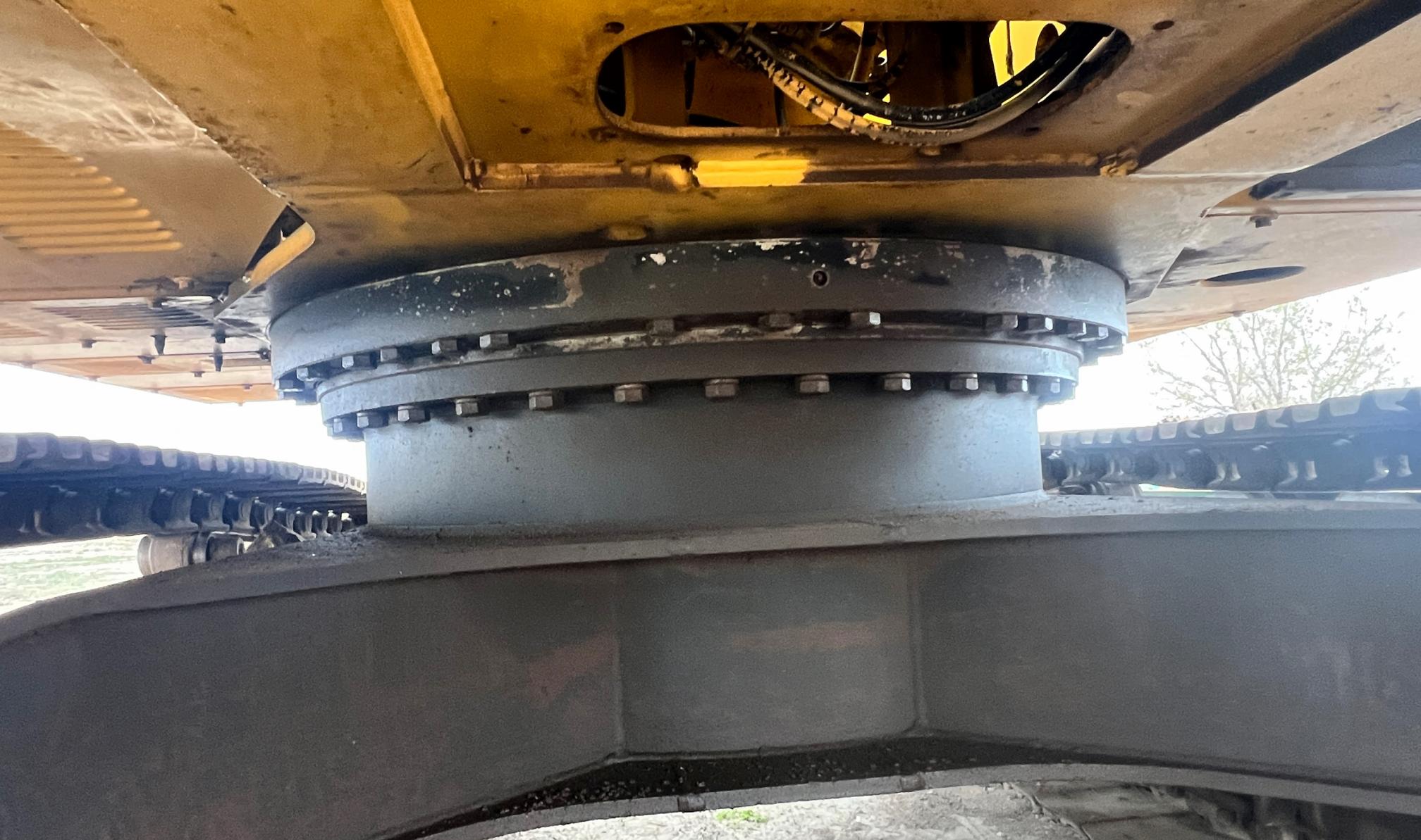 1999 DEERE 330LC - Image 32