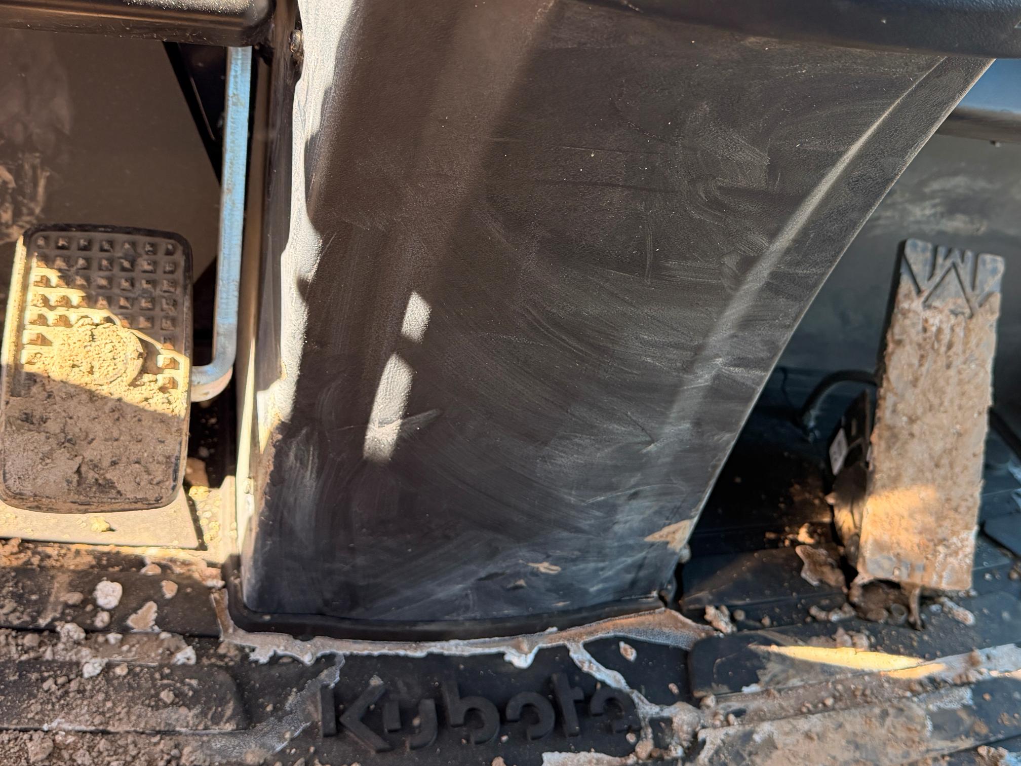 2024 KUBOTA r640 - view 18 of 20