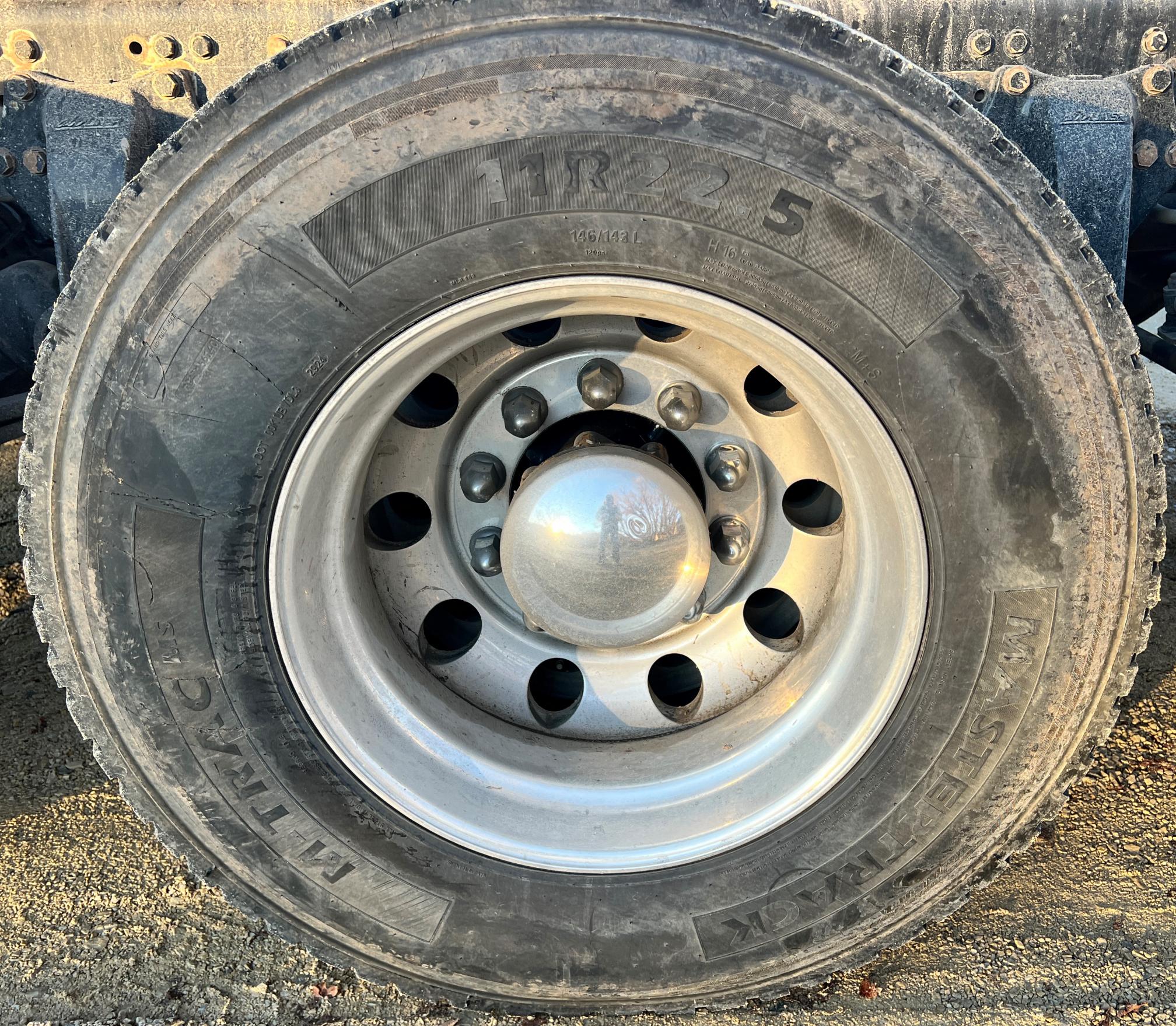 2019 WESTERN STAR W4900 - Image 84