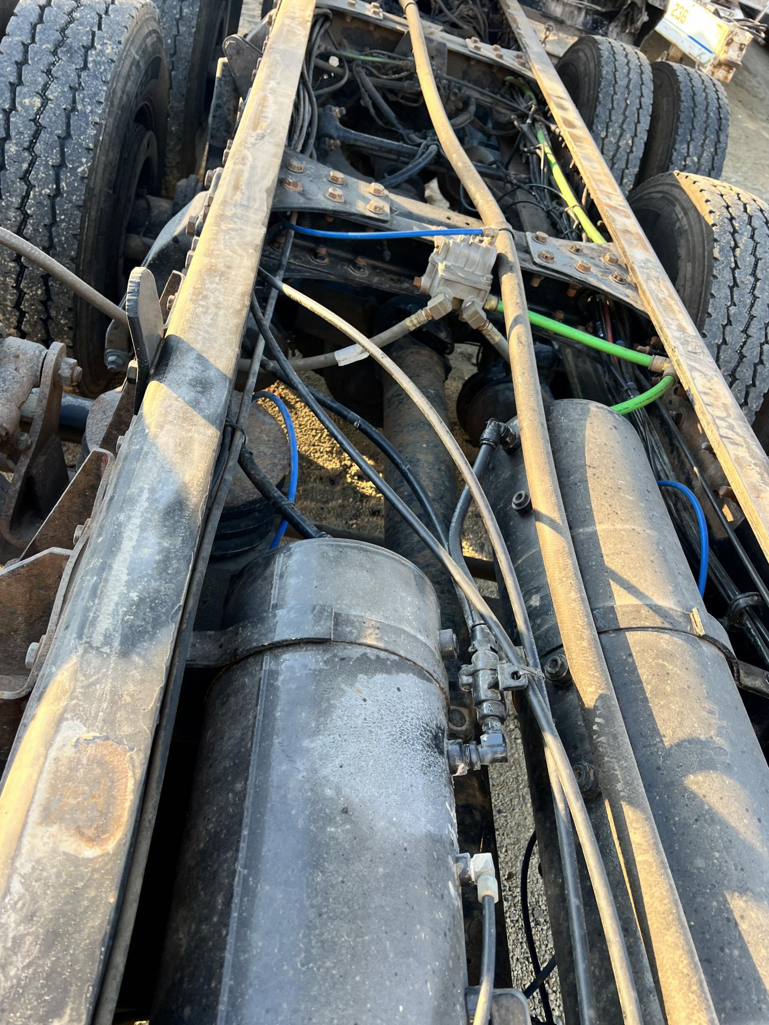 2019 WESTERN STAR W4900 - Image 57