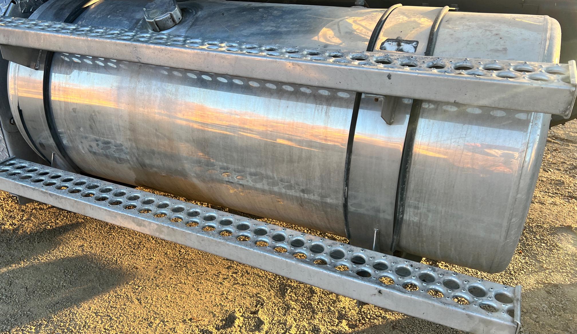 2019 WESTERN STAR W4900 - Image 51