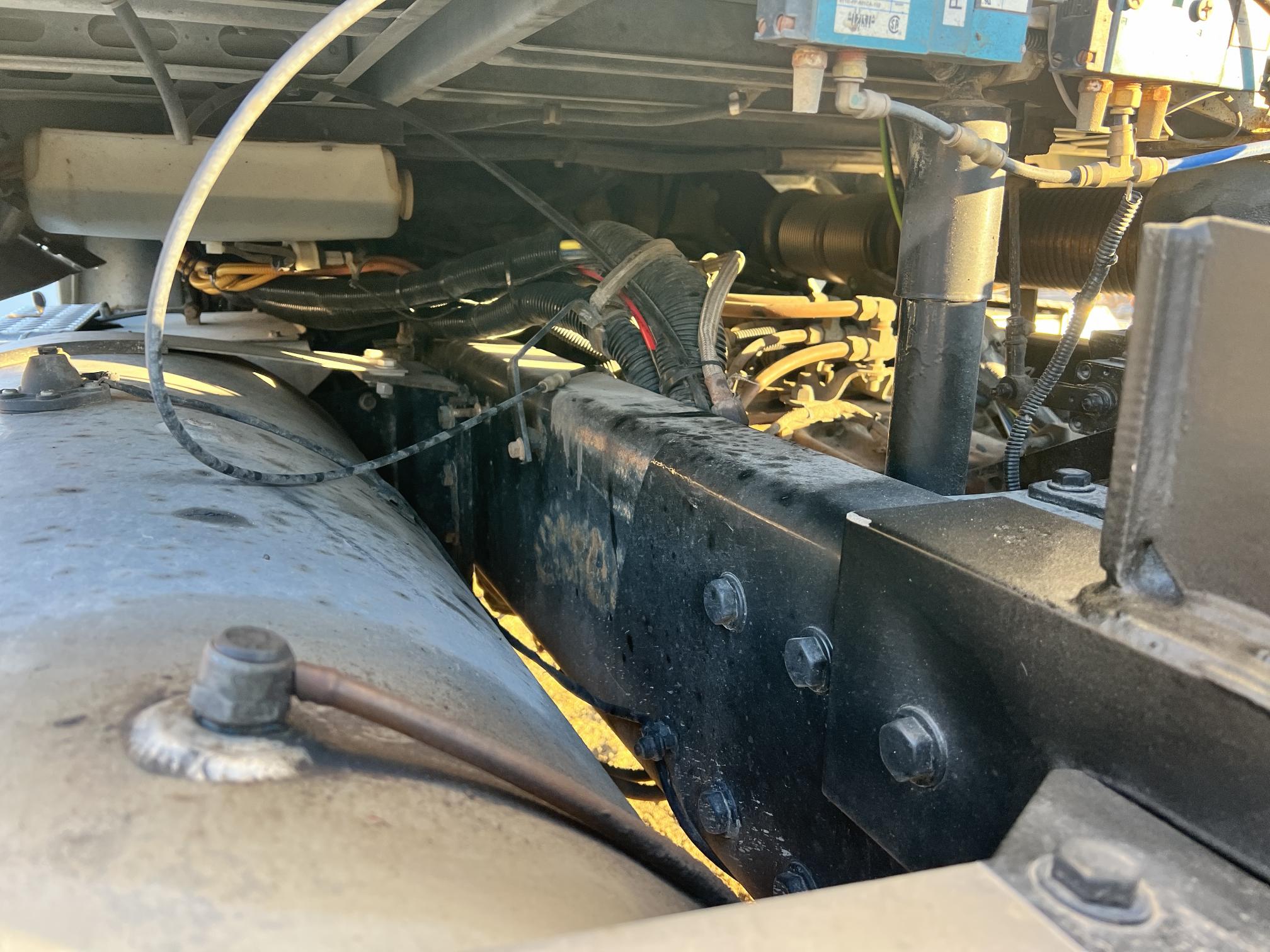 2019 WESTERN STAR W4900 - Image 58