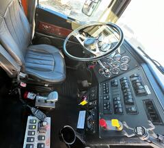 2019 WESTERN STAR 4900 - Image 34