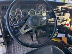 2019 WESTERN STAR 4900 - Image 28