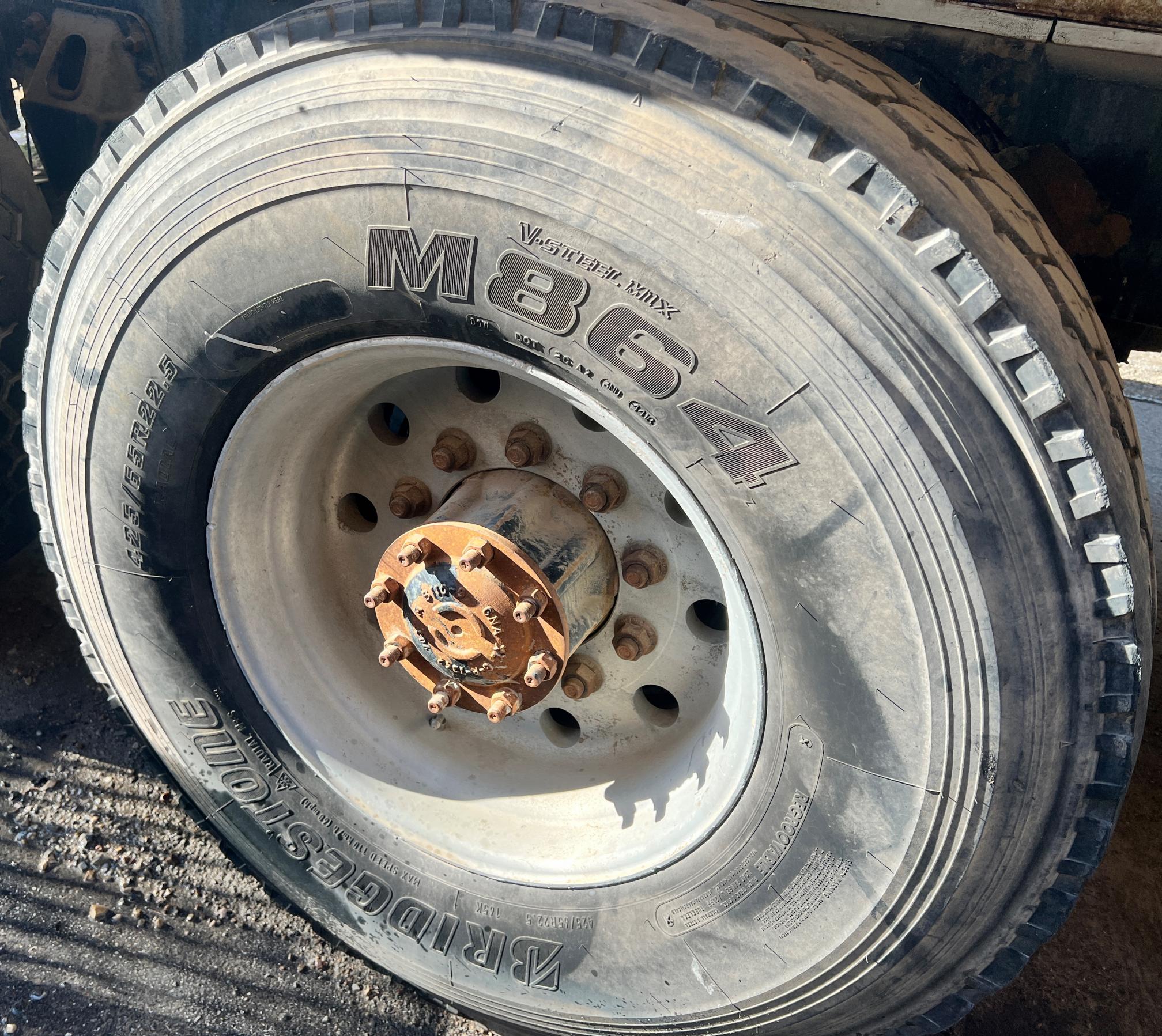 2007 STERLING L7500 Water Truck - Image 68