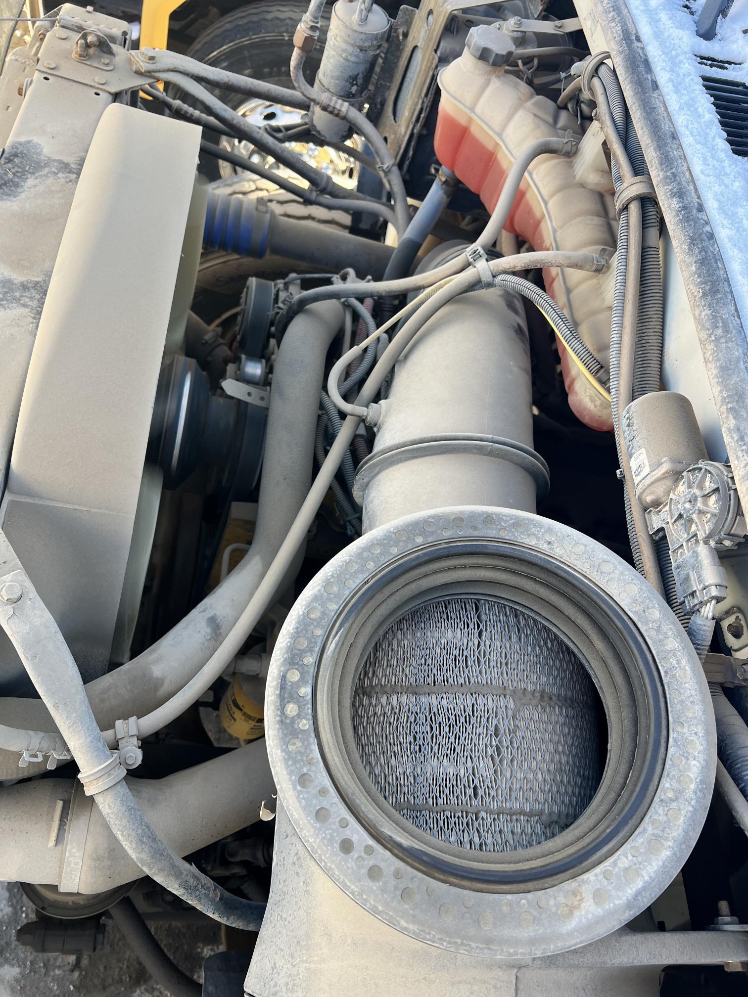 2007 STERLING L7500 Water Truck - Image 82