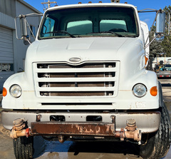 2007 STERLING L7500 Water Truck - Image 18
