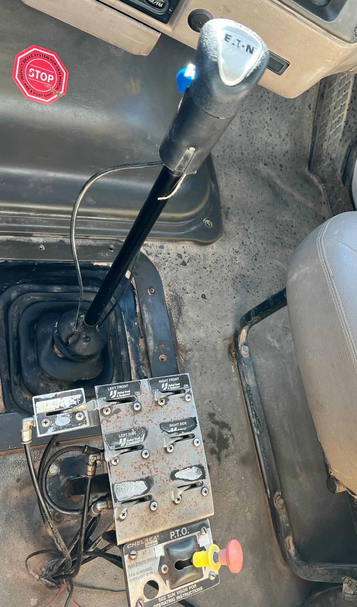 2007 STERLING L7500 Water Truck - Image 32