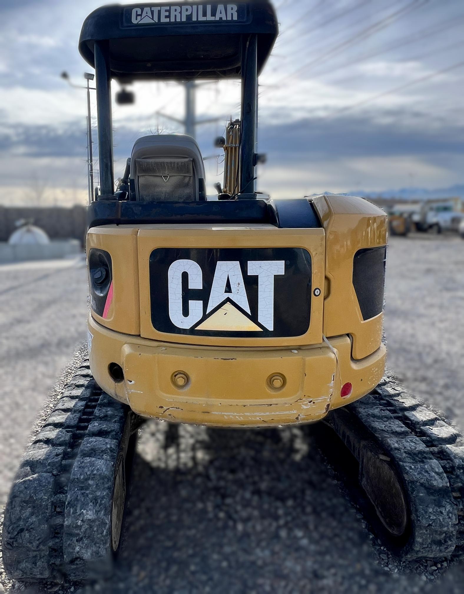 2004 CATERPILLAR 305Cr - Image 4