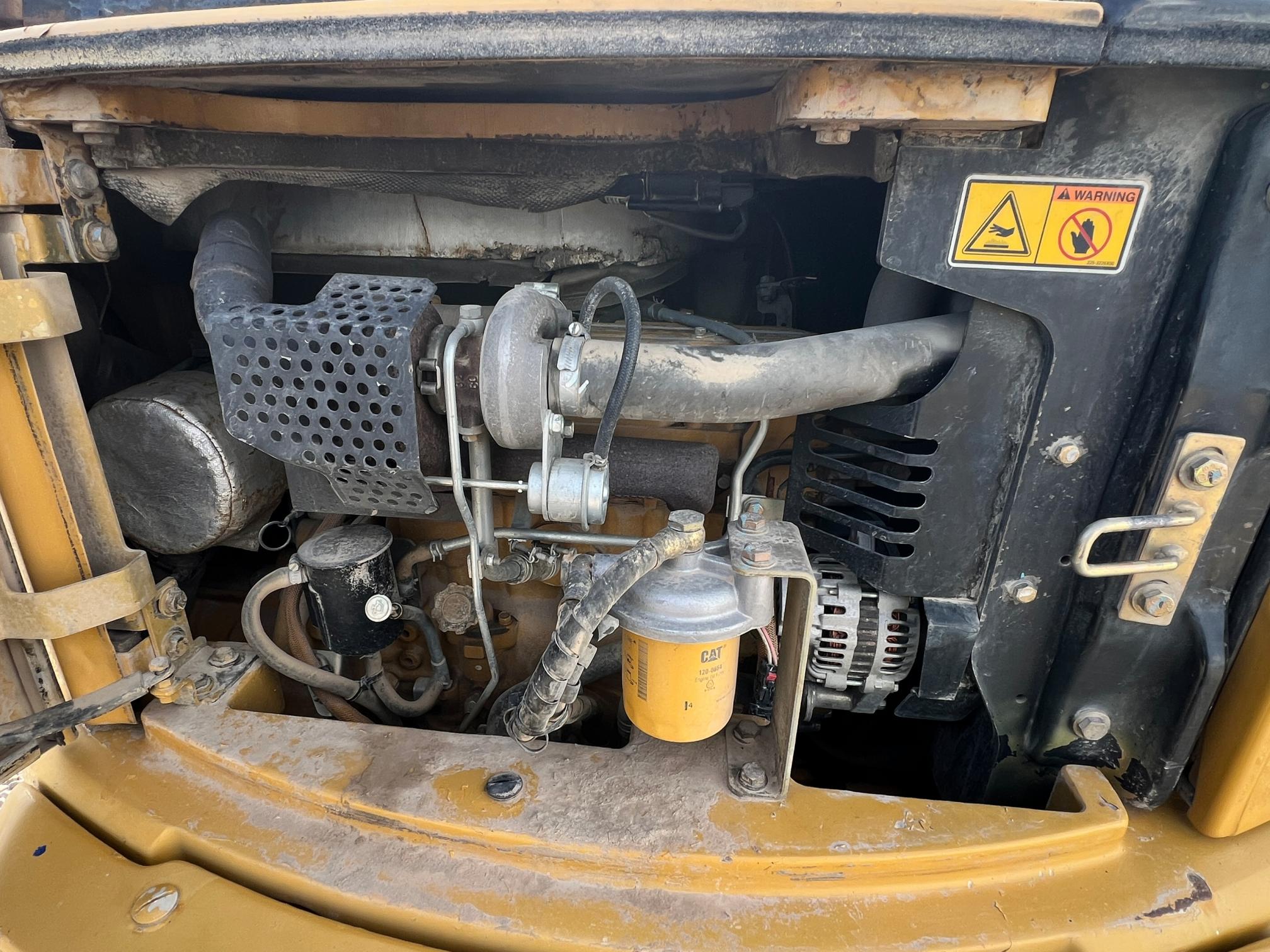 2004 CATERPILLAR 305Cr - Image 30