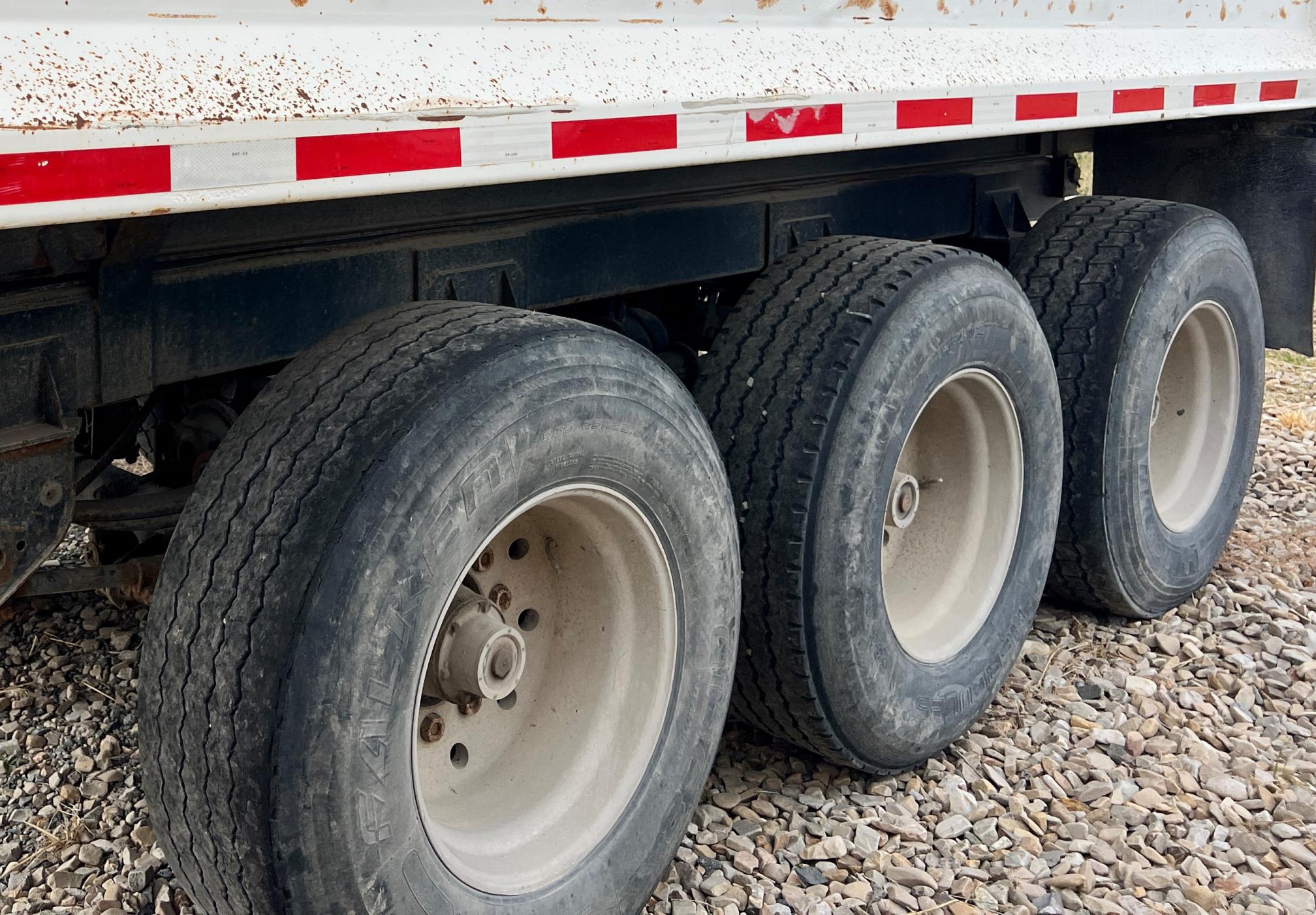 1997 POWER-FLOW 16' Tri-Axle Dump Pup - Image 14