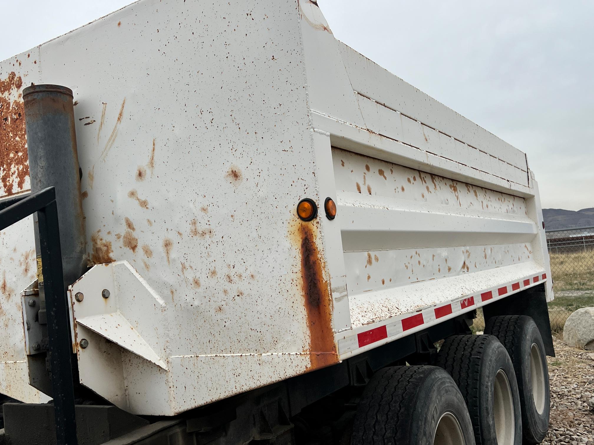 1997 POWER-FLOW 16' Tri-Axle Dump Pup - Image 9