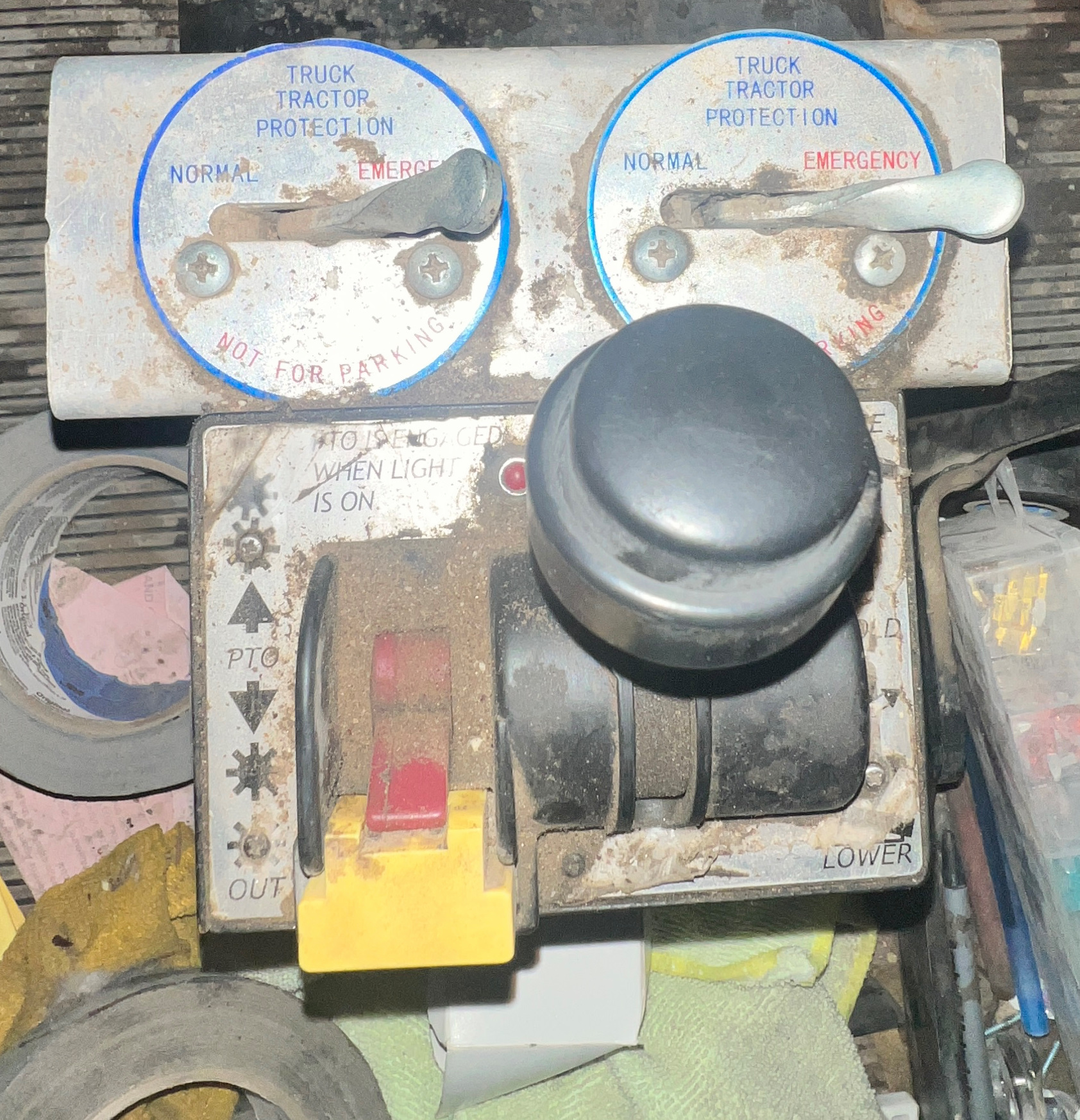 2012 PETERBILT 388 Dump truck - Image 27