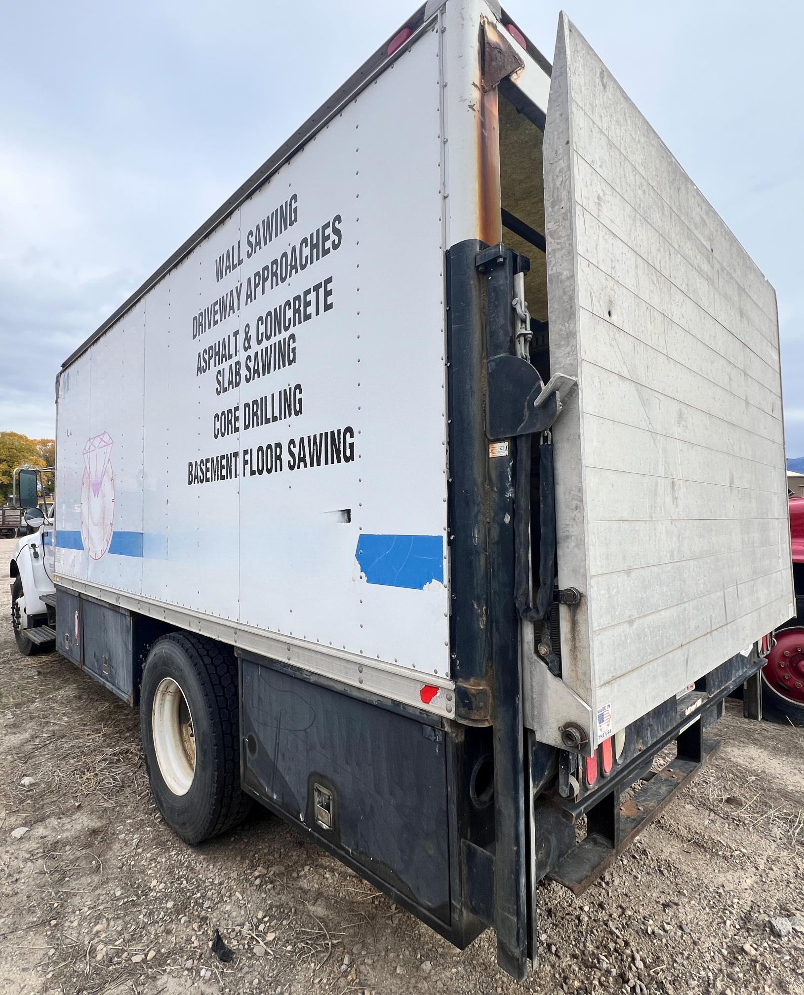 2004 FORD F650 SD - Image 6